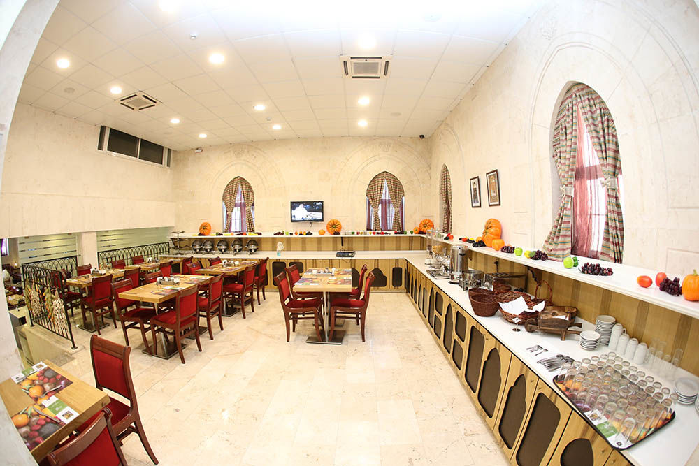 Assaha Ghobeiry Hotel Beirut Esterno foto